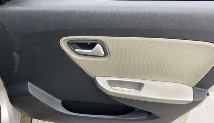 2018 Maruti Alto K10 VXI (O), Petrol, Manual, 49,480 km, Driver Side Door Panels Control
