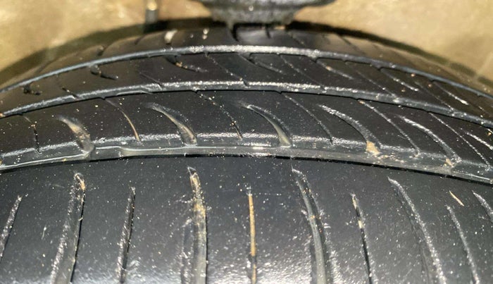 2018 Maruti Alto K10 VXI (O), Petrol, Manual, 49,480 km, Right Front Tyre Tread