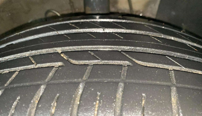 2020 Hyundai VENUE SX 1.0 TURBO, Petrol, Manual, 49,470 km, Right Front Tyre Tread