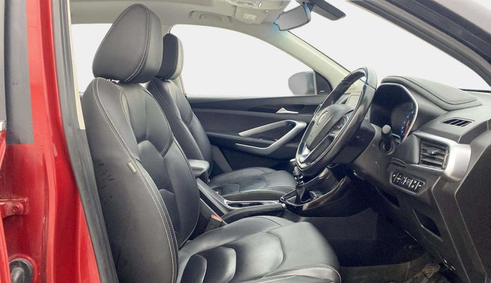 2020 MG HECTOR SHARP 2.0 DIESEL DUAL TONE, Diesel, Manual, 89,920 km, Right Side Front Door Cabin