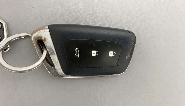 2020 MG HECTOR SHARP 2.0 DIESEL DUAL TONE, Diesel, Manual, 89,920 km, Key Close Up