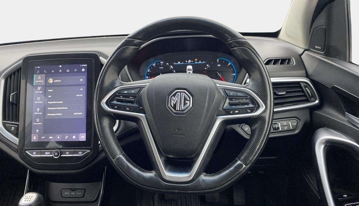 2020 MG HECTOR SHARP 2.0 DIESEL DUAL TONE, Diesel, Manual, 89,920 km, Steering Wheel Close Up