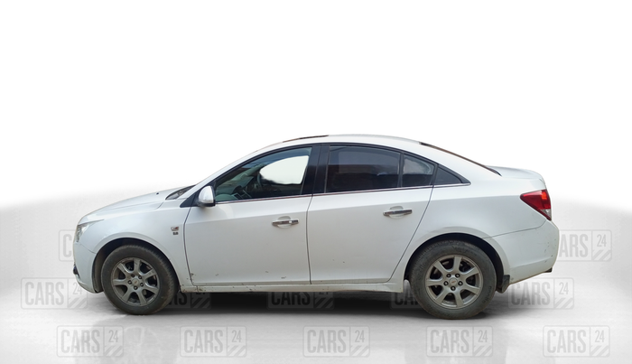 2015 Chevrolet Cruze LTZ AT, Diesel, Automatic, 66,364 km, Left Side