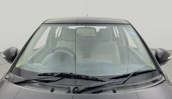 2013 Maruti Swift Dzire VXI, Petrol, Manual, 40,433 km, Front Windshield