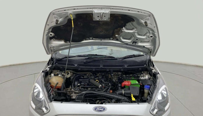 2018 Ford Figo Aspire TITANIUM 1.2 PETROL, Petrol, Manual, 1,04,619 km, Open Bonet