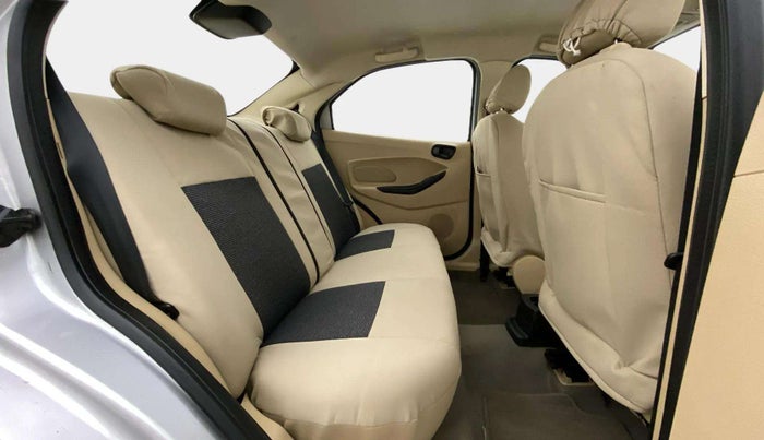 2018 Ford Figo Aspire TITANIUM 1.2 PETROL, Petrol, Manual, 1,04,619 km, Right Side Rear Door Cabin