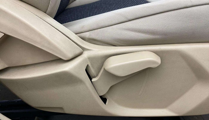 2018 Ford Figo Aspire TITANIUM 1.2 PETROL, Petrol, Manual, 1,04,619 km, Driver Side Adjustment Panel