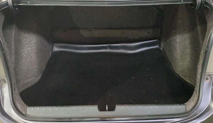 2020 Honda City 1.5L I-VTEC V MT, Petrol, Manual, 41,921 km, Boot Inside