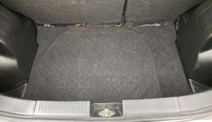 2024 Maruti Baleno DELTA PETROL 1.2, Petrol, Manual, 39,813 km, Boot Inside
