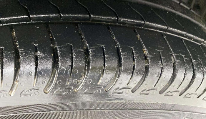 2021 Maruti S PRESSO VXI+, Petrol, Manual, 21,521 km, Right Front Tyre Tread