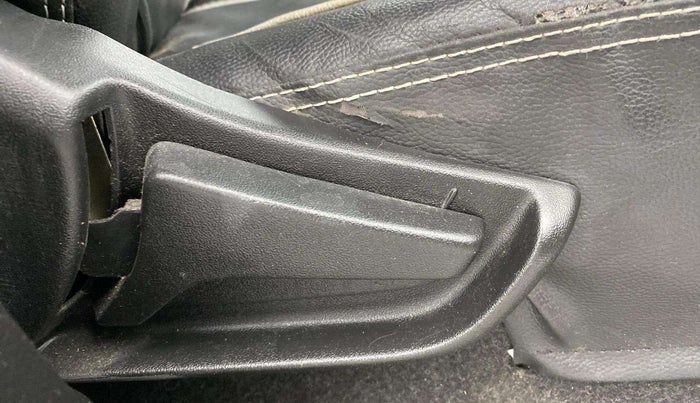2021 Maruti S PRESSO VXI+, Petrol, Manual, 21,521 km, Driver Side Adjustment Panel