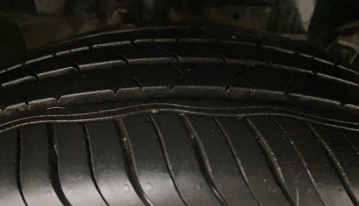 2018 Ford Ecosport TITANIUM 1.5L PETROL, Petrol, Manual, 36,626 km, Right Front Tyre Tread