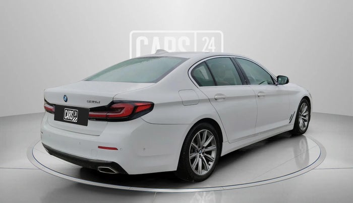 2021 BMW 5 Series 520D LUXURY LINE, Diesel, Automatic, 38,040 km, Right Back Diagonal