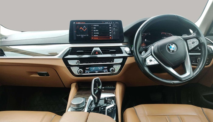 2021 BMW 5 Series 520D LUXURY LINE, Diesel, Automatic, 38,040 km, Air Conditioner