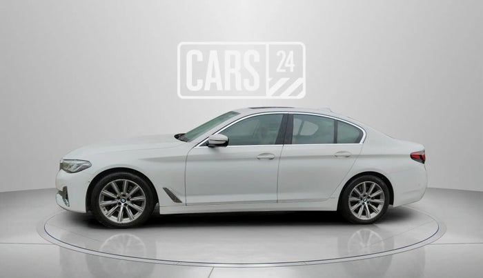 2021 BMW 5 Series 520D LUXURY LINE, Diesel, Automatic, 38,040 km, Left Side