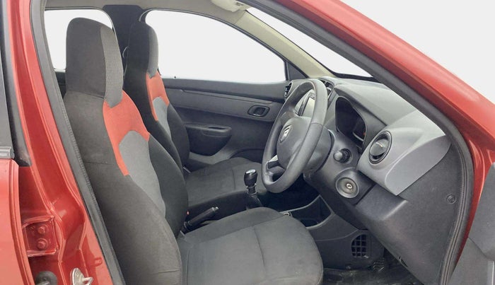 2016 Renault Kwid RXT 0.8, Petrol, Manual, 32,081 km, Right Side Front Door Cabin