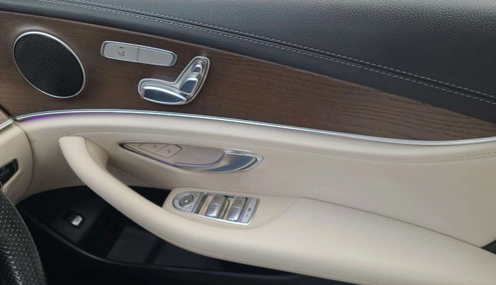 2018 Mercedes Benz E Class E 220 D, Diesel, Automatic, 80,378 km, Driver Side Door Panels Control