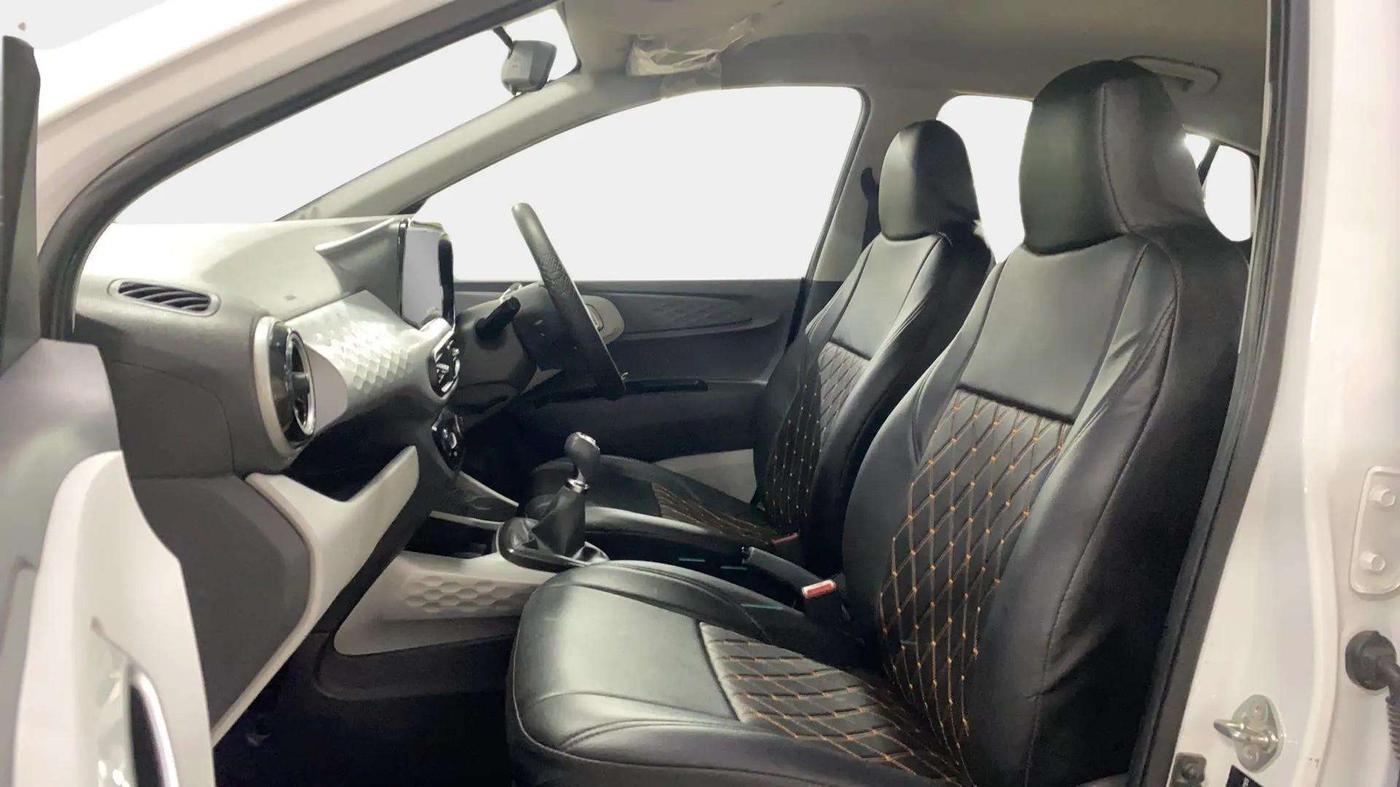 2024 Hyundai GRAND I10 NIOS SPORTZ 1.2 KAPPA VTVT CNG, CNG, Manual, 24,154 km, Right Side Front Door Cabin