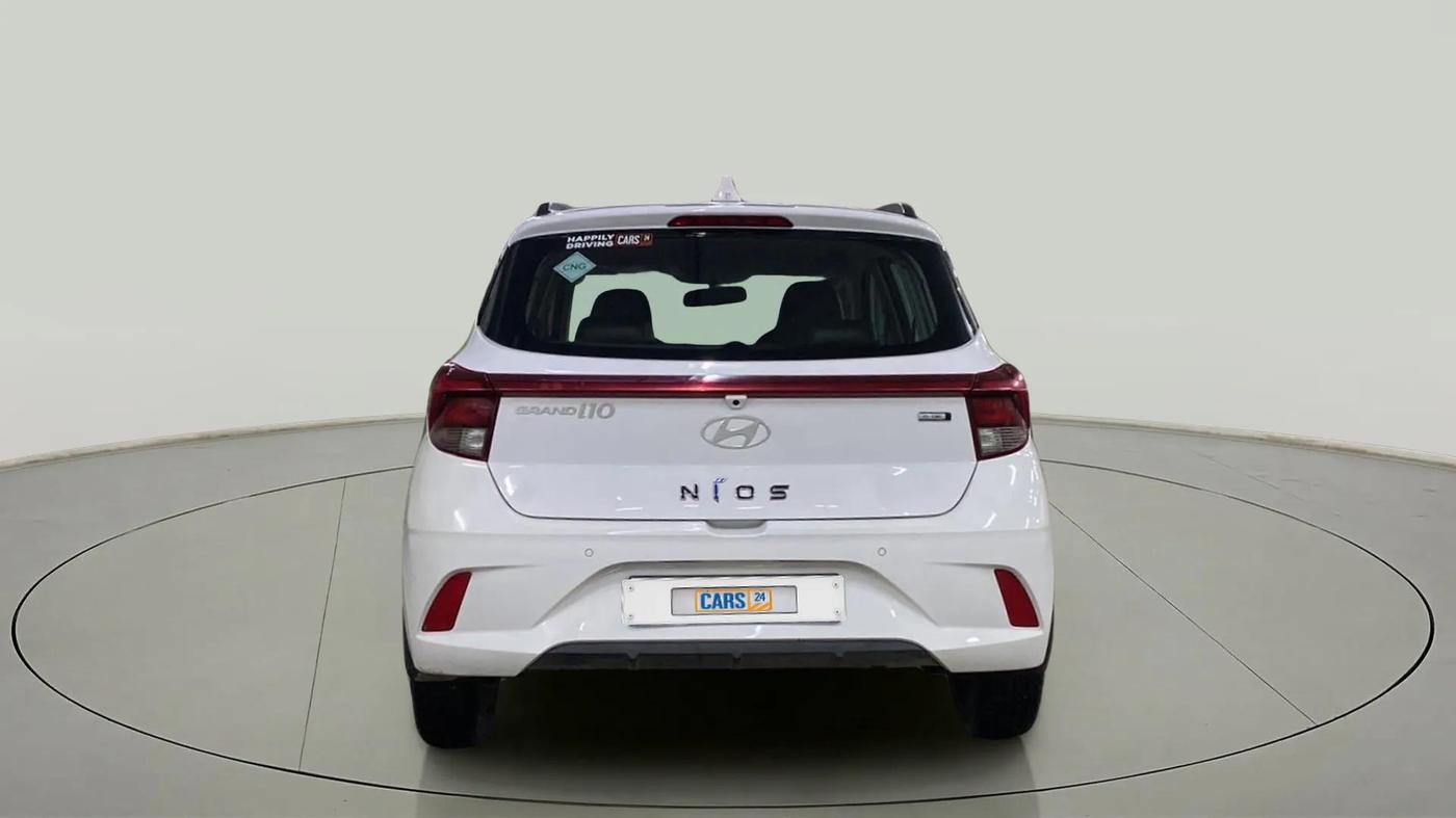 2024 Hyundai GRAND I10 NIOS SPORTZ 1.2 KAPPA VTVT CNG, CNG, Manual, 24,154 km, Back/Rear
