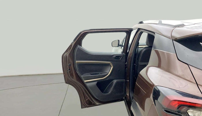 2022 Renault Kiger RXT MT, Petrol, Manual, 5,588 km, LHS Rear Door