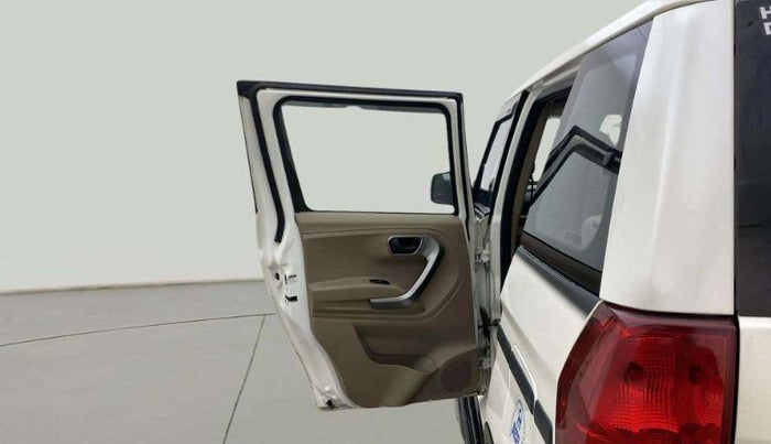 2022 Mahindra BOLERO NEO N10 R, Diesel, Manual, 36,440 km, LHS Rear Door