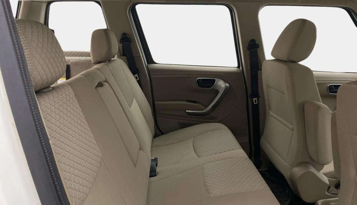 2022 Mahindra BOLERO NEO N10 R, Diesel, Manual, 36,440 km, Right Side Rear Door Cabin