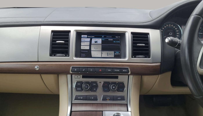 2015 Jaguar XF 2.2 DIESEL LUXURY, Diesel, Automatic, 36,296 km, Air Conditioner