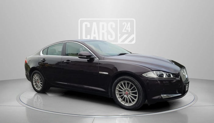 2015 Jaguar XF 2.2 DIESEL LUXURY, Diesel, Automatic, 36,296 km, Right Front Diagonal
