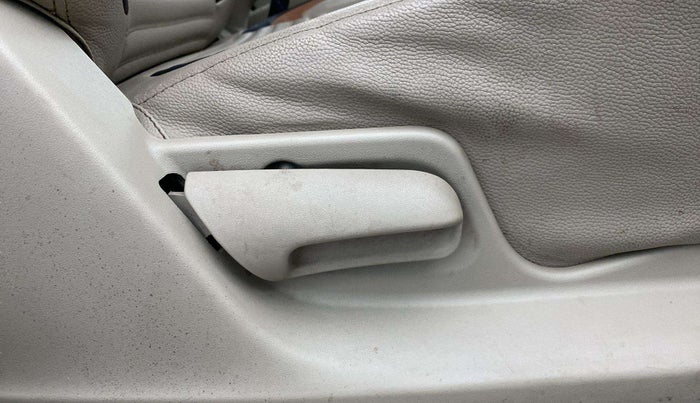 2015 Maruti Swift Dzire VXI, Petrol, Manual, 32,700 km, Driver Side Adjustment Panel