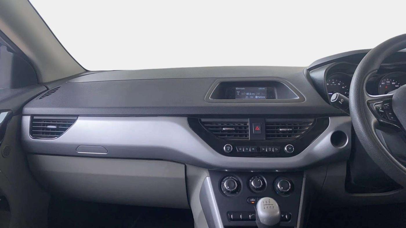 2019 Tata NEXON XM PETROL, Petrol, Manual, 41,039 km, Air Conditioner