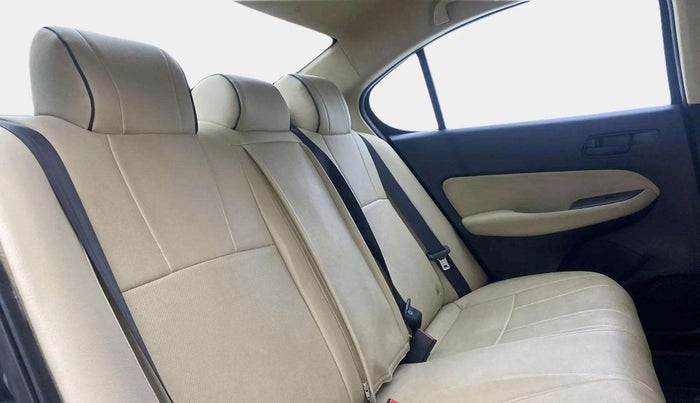2022 Honda City 1.5L I-VTEC V CVT 5TH GEN, Petrol, Automatic, 37,823 km, Right Side Rear Door Cabin