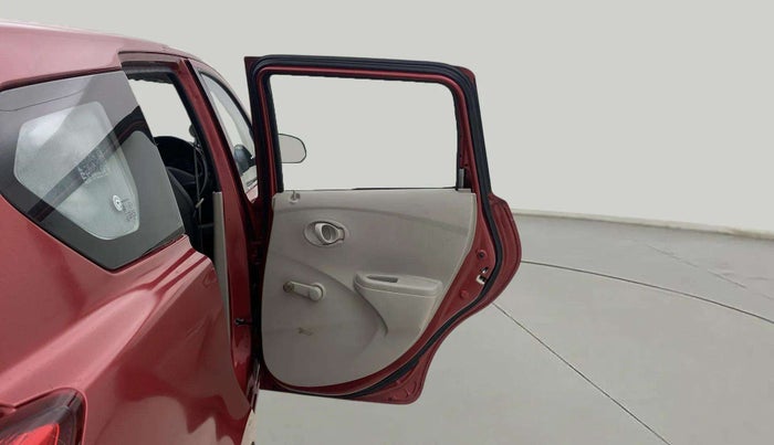 2018 Datsun Go Plus T, CNG, Manual, 36,346 km, RHS Rear Door