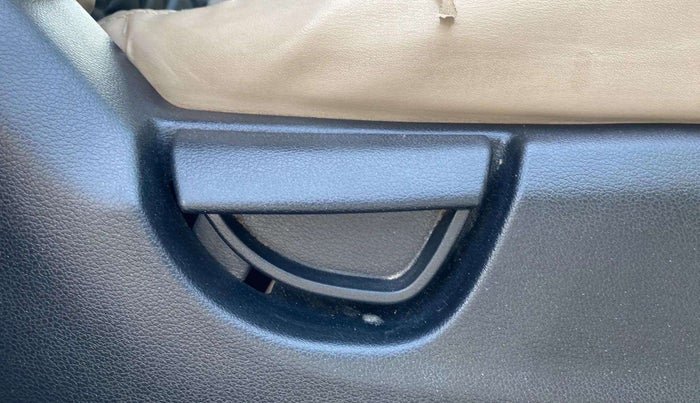 2019 Hyundai NEW SANTRO MAGNA, Petrol, Manual, 64,688 km, Driver Side Adjustment Panel