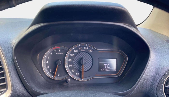 2019 Hyundai NEW SANTRO MAGNA, Petrol, Manual, 64,688 km, Odometer Image