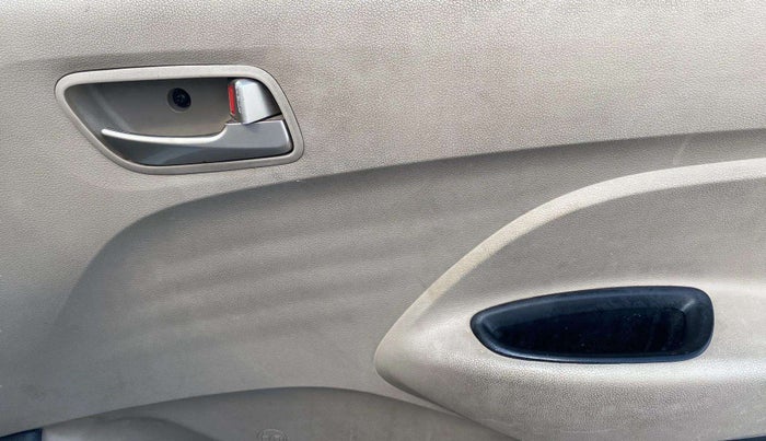 2019 Hyundai NEW SANTRO MAGNA, Petrol, Manual, 64,688 km, Driver Side Door Panels Control