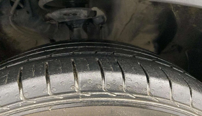 2021 KIA SELTOS HTK PLUS 1.5 IMT, Petrol, Manual, 32,028 km, Right Front Tyre Tread