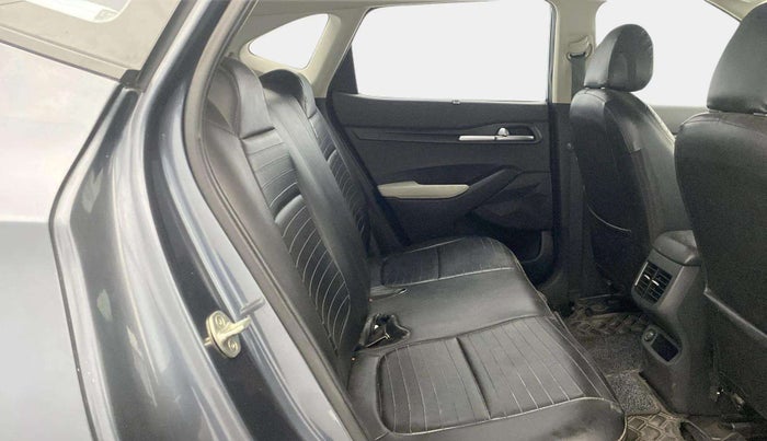2021 KIA SELTOS HTK PLUS 1.5 IMT, Petrol, Manual, 32,028 km, Right Side Rear Door Cabin