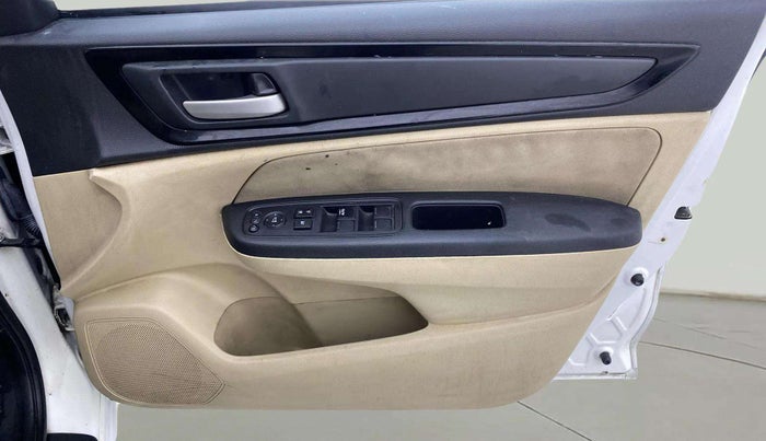 2019 Honda Amaze 1.2L I-VTEC S, Petrol, Manual, 81,205 km, Driver Side Door Panels Control