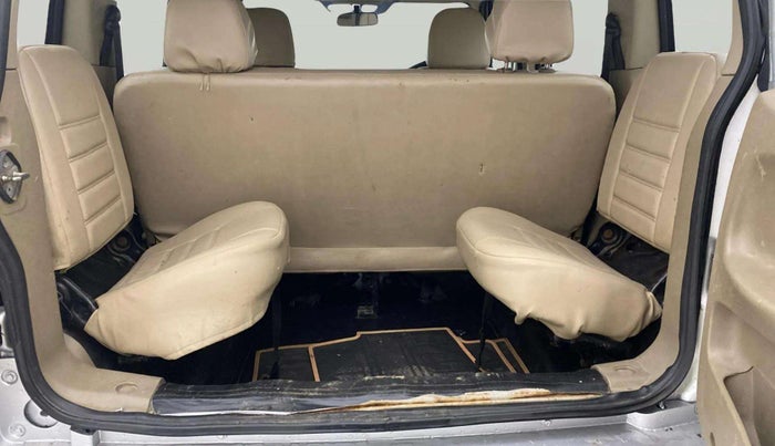 2019 Mahindra TUV300 T10, Diesel, Manual, 95,841 km, Boot Inside