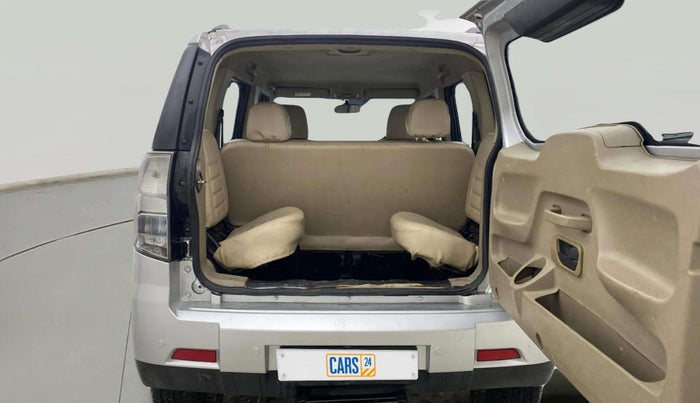 2019 Mahindra TUV300 T10, Diesel, Manual, 95,841 km, Boot Open Zoomed View