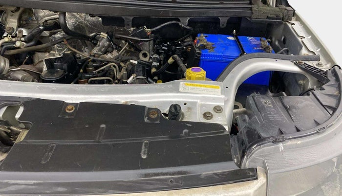 2019 Mahindra TUV300 T10, Diesel, Manual, 95,841 km, Engine View - Left