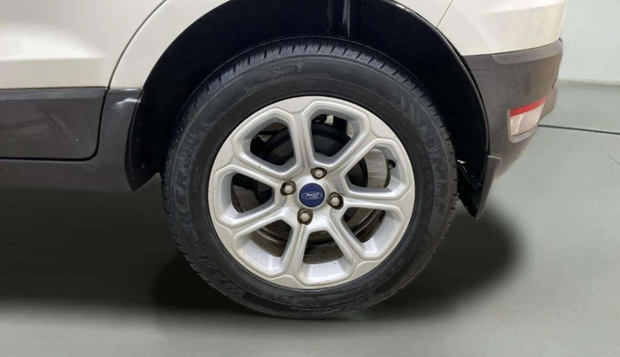 2020 Ford Ecosport TITANIUM + 1.5L DIESEL, Diesel, Manual, 1,32,667 km, Left Rear Wheel