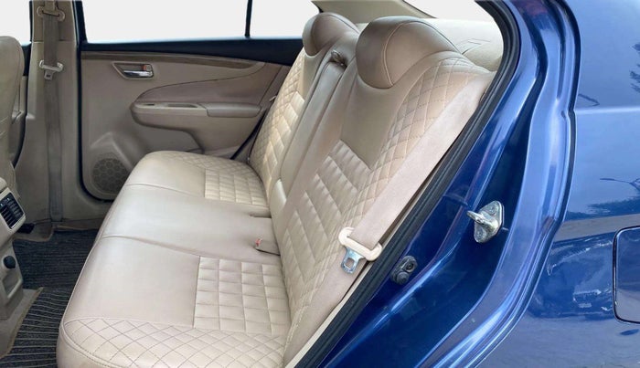 2018 Maruti Ciaz SIGMA 1.5 SHVS MT  PETROL, Petrol, Manual, 93,450 km, Right Side Rear Door Cabin