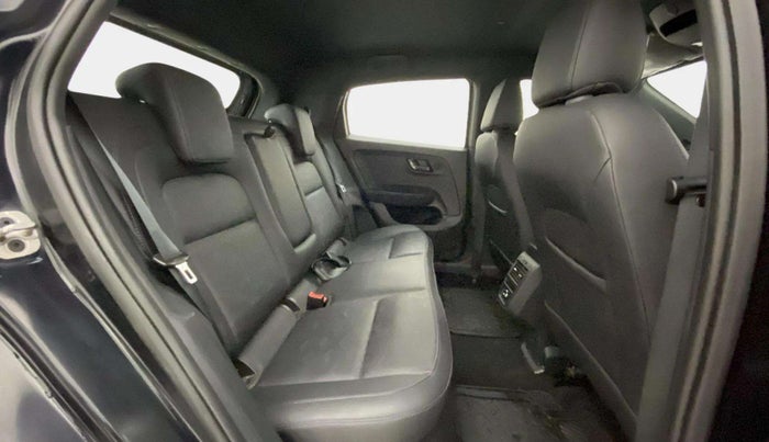 2023 Tata ALTROZ XZA PLUS DARK EDTION, Petrol, Automatic, 15,143 km, Right Side Rear Door Cabin