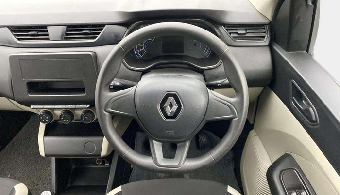 2023 Renault TRIBER RXE MT, Petrol, Manual, 15,996 km, Steering Wheel Close Up