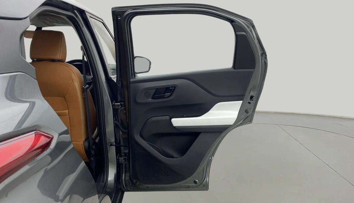 2025 Tata PUNCH Accomplished Plus AMT, Petrol, Automatic, 2,592 km, RHS Rear Door