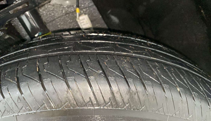2025 Tata PUNCH Accomplished Plus AMT, Petrol, Automatic, 2,592 km, Left Front Tyre Tread