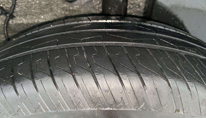 2025 Tata PUNCH Accomplished Plus AMT, Petrol, Automatic, 2,592 km, Left Rear Tyre Tread