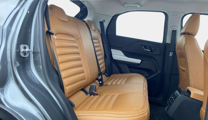 2025 Tata PUNCH Accomplished Plus AMT, Petrol, Automatic, 2,592 km, Right Side Rear Door Cabin