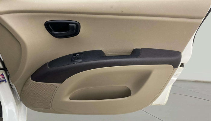 2012 Hyundai i10 ERA 1.1, Petrol, Manual, 59,508 km, Driver Side Door Panels Control